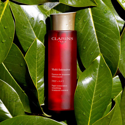 Super Restorative Anti-Aging Smoothing Treatment Essence by Clarins