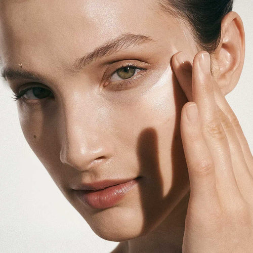 The Moisturizing Soft Cream by La Mer