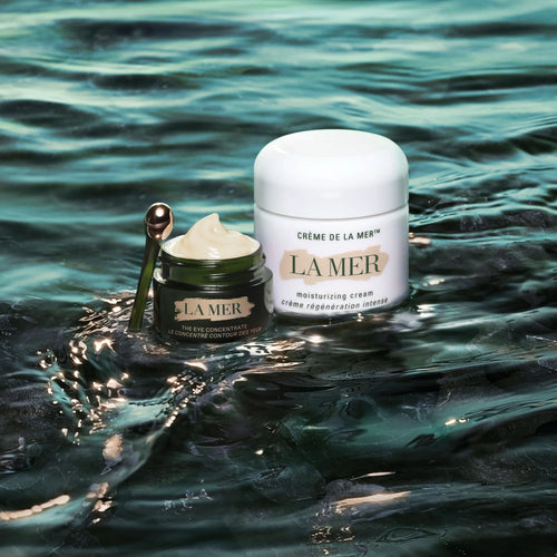Crème de la Mer Moisturizing Cream by La Mer