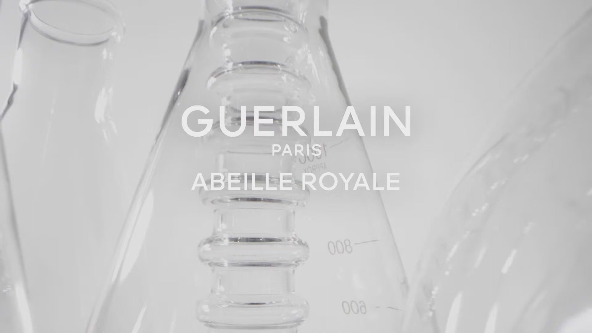 ABEILLE ROYALE HONEY TREATMENT DAY CREAM: THE CLINICAL HONEY BANDAGE